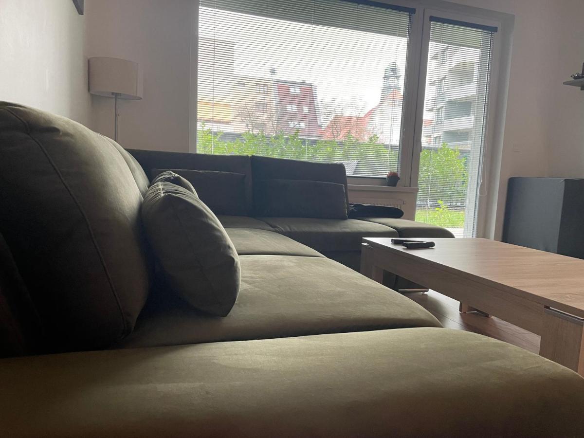 Garden Apartman Radnica - Private Parking Included Kosice Bagian luar foto