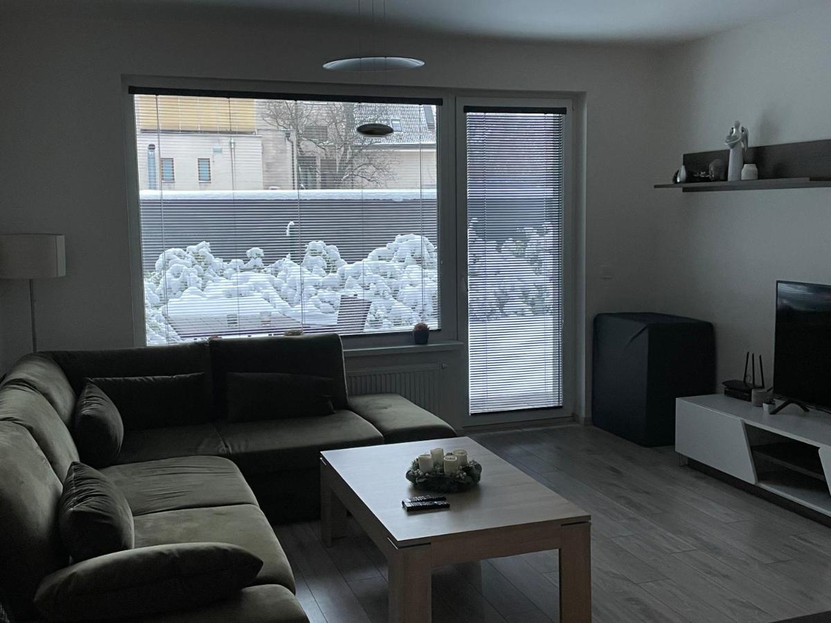Garden Apartman Radnica - Private Parking Included Kosice Bagian luar foto